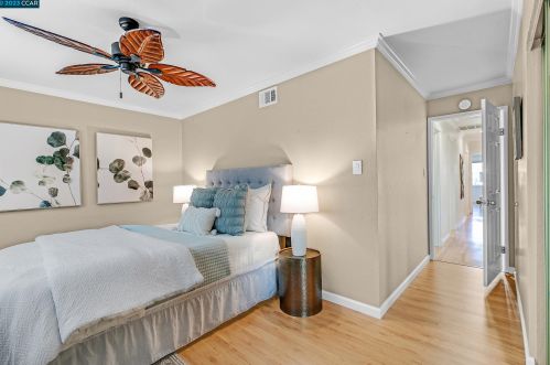 11655 Betlen Dr, Pleasanton CA  94568-2715 exterior