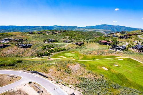 3204 Wapiti Canyon Rd, Park City UT  84098-6241 exterior