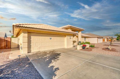 7764 Naranja Ave, Mesa, AZ 85209-6912