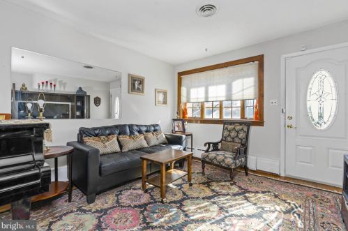 2213 Downing Ln, Wilmington DE  19804-3612 exterior