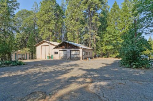 5614 Gilmore Rd, Pacific House, CA 95726-9703