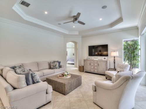 7661 Mulberry Ln, Naples FL  34114-9440 exterior