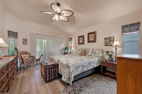 147 Estelle Dr, Naples FL  34112-7059 exterior