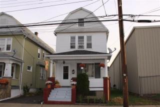 221 Pringle St, Wilkes Barre, PA 18704-2717
