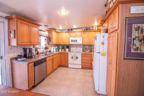 7932 Nicaragua Dr, Tucson, AZ 85730-3503