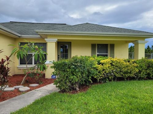 1030 Columbus Blvd, Lehigh Acres, FL 33974-0751