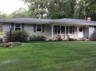54 Summerfield Rd, Belvidere NJ  07823-2712 exterior