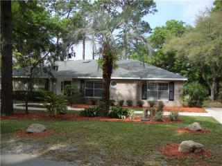 740 Hill Ave, Deland, FL 32724-7012