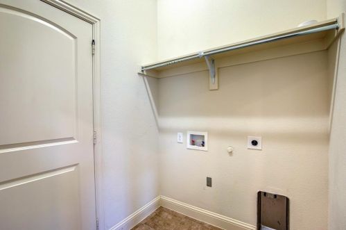 1505 Nathan Cir, Greenville TX  75402-7606 exterior