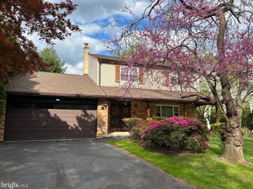 551 Newell Dr, Huntingdon Valley, PA 19006-4037