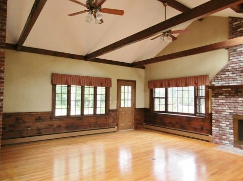 8 Ridge Rd, Walpole, MA 02081-2111