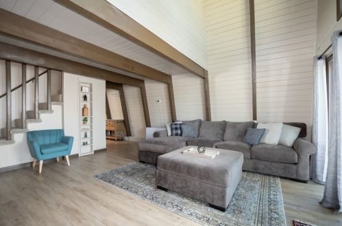 47125 Skyview Dr, Big Bear City CA  92314-9035 exterior