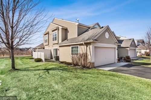 4970 149th St, Lino Lakes, MN 55038-8585
