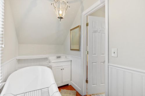 109 Shelmore Blvd, Mount Pleasant SC  29464-6614 exterior