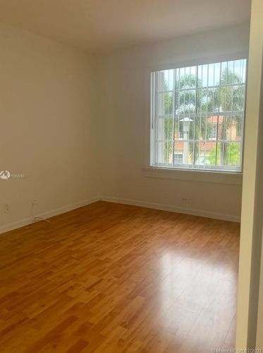 18010 11th Ct, Hollywood FL  33029-4408 exterior