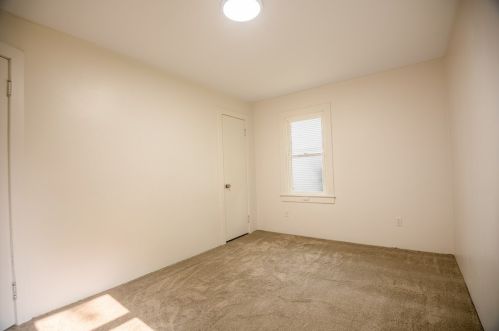 856 Buhl Farm Dr, Hermitage PA  16148-1556 exterior