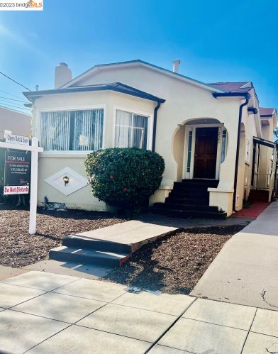 2545 Havenscourt Blvd, Oakland CA  94605-1970 exterior