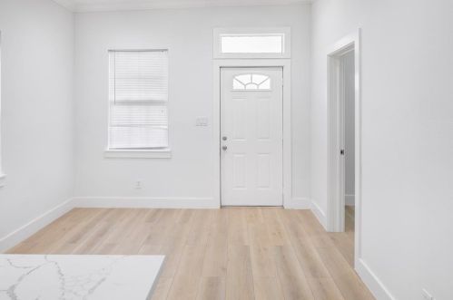 702 40 St, Galveston TX 77550-1243 exterior