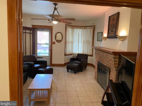 2002 Mulberry St, Harrisburg, PA 17104-1933