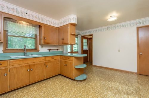 1617 118, Milwaukee WI 53226-3023 exterior