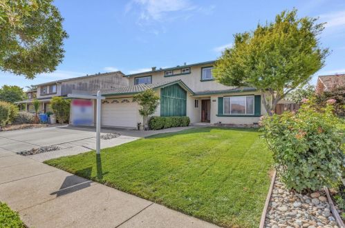 180 Churchill Pl, Gilroy, CA 95020-6737