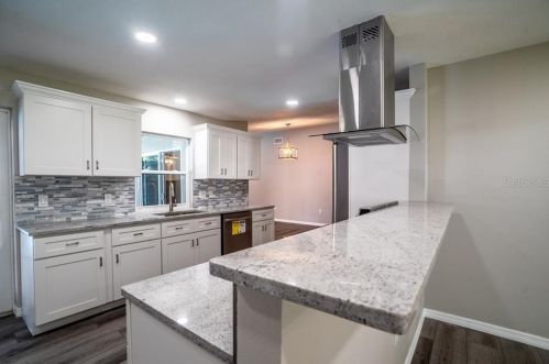 1163 Ridgecrest Ct, Palm Harbor FL  34683-2732 exterior