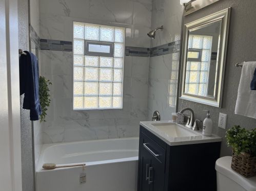 4156 72, Milwaukee WI 53220-2908 exterior