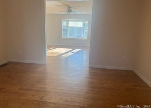 58 Johnson Cove Rd, Norwich CT  06351-1022 exterior