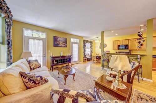 56 Putters Way, Middletown NY  10940-2664 exterior