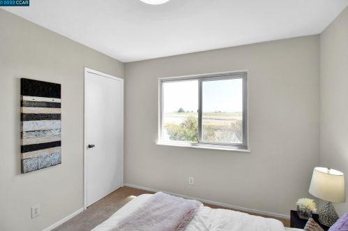 2474 Belvedere Ave, San Leandro CA  94577-6543 exterior