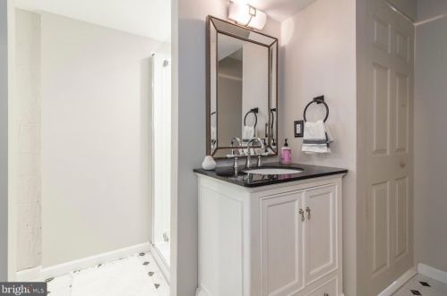 1611 Buttonwood Rd, Flourtown PA  19031-2202 exterior