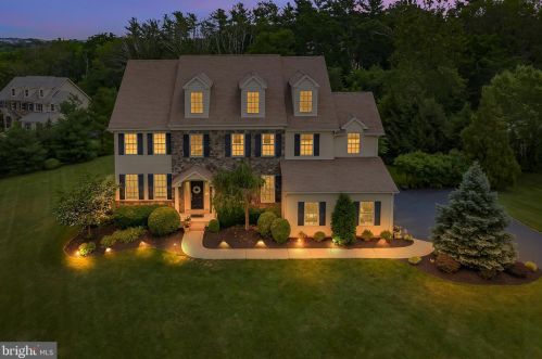 32 Merion Ln, Collegeville, PA 19426-1736