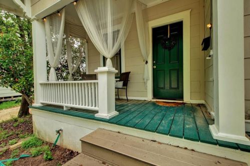 919 40th St, Austin TX  78751-4824 exterior