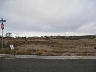 640 Stewart Dr, Richland, WA 99352-8838