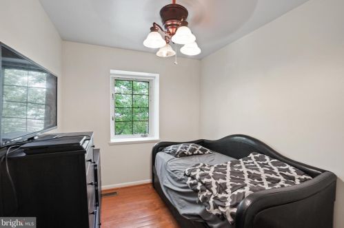 3505 Crag Mews, Woodbridge VA  22193-5314 exterior