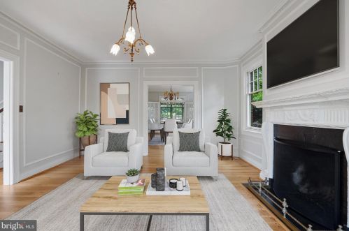 3313 Cleveland Ave, Washington DC  20008-3401 exterior