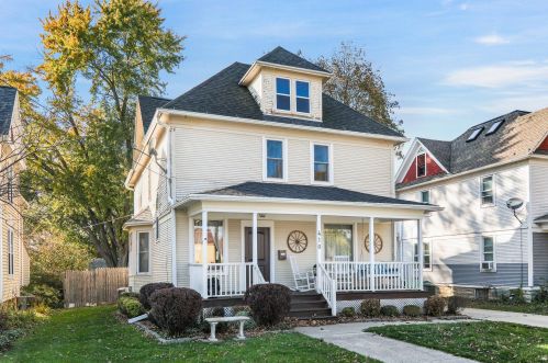 410 Beaver St, Beaver Dam WI  53916-1622 exterior