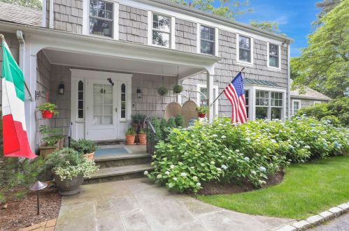 140 Wheatley Rd, Muttontown, NY 11545-2614