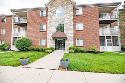 551 Napa Valley Ln, Covington KY  41017-5428 exterior