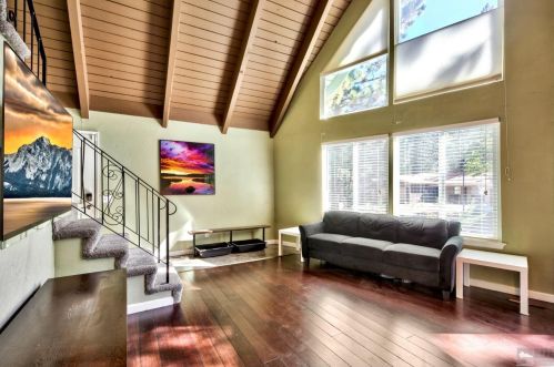 1394 Matheson Dr, South Lake Tahoe CA  96150-8014 exterior