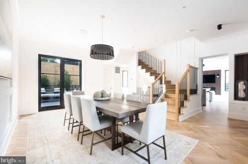 3302 Cleveland Ave, Washington DC 20008-3456 exterior