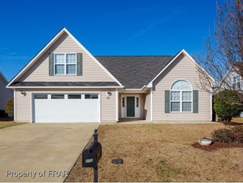 200 Ranier Dr, Raeford, NC 28376-9222