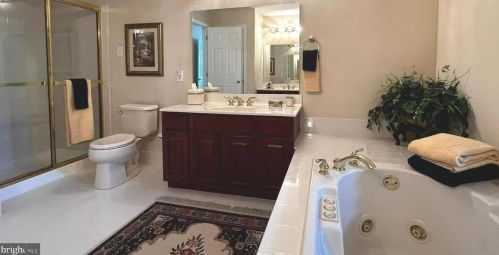 100 Bolton Ct, Prospectville PA exterior