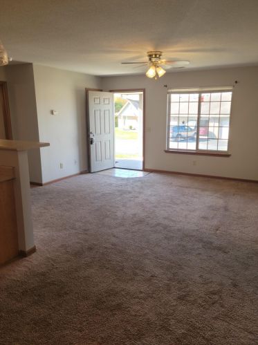2920 Orchard Park, Zanesville, OH 43701-6728