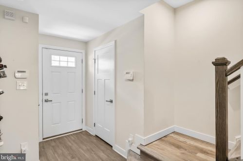 119 Nathan Dr, Riverton NJ  08077 exterior