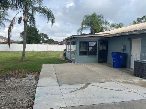 4706 Leucadendra Dr, Sebring FL  33872-1542 exterior