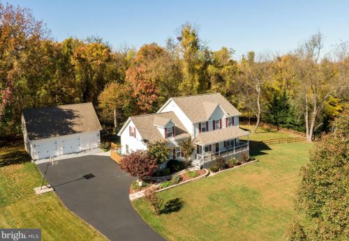 94 Apple Blossom Ln, Charles Town, WV 25414-3560