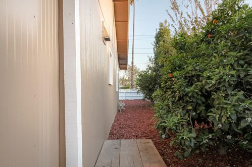 1731 Connie Way, Modesto CA  95354-4216 exterior
