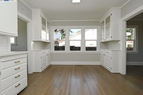 236 Ray St, Pleasanton CA  94566-6620 exterior