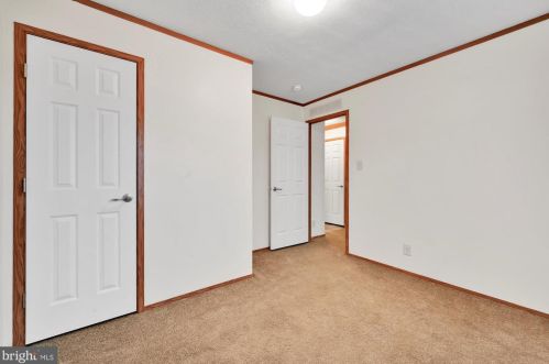 910 Dogwood St, Smithville PA  17560-9692 exterior